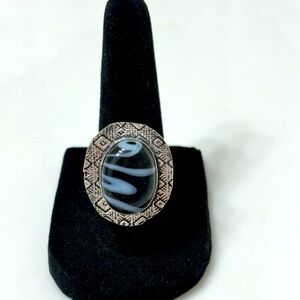 Beautiful Ring 💍- size 7.5